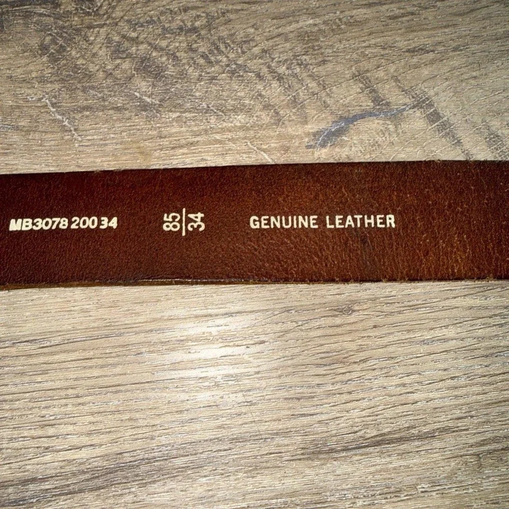 Vintage men's Fossil Leather Belt 34